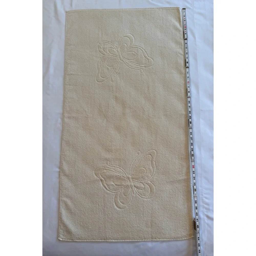 Vintage Royal Family by Cannon Butterfly Bath Towel Cream Beige Embossed 24x44